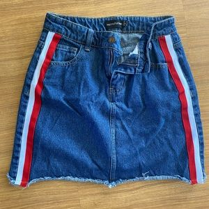 Pretty Little Thing Denim Skirt